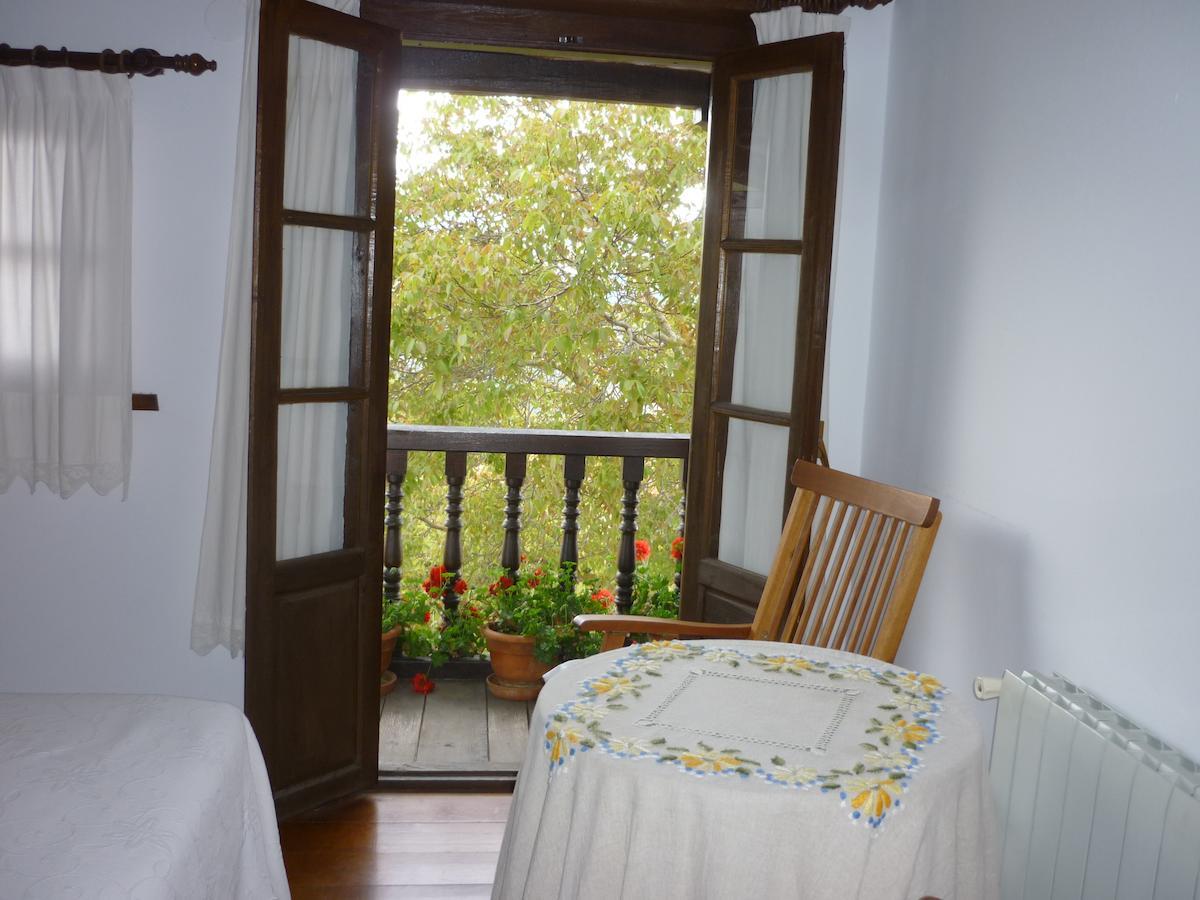 Posada Torcaz Cahecho الغرفة الصورة